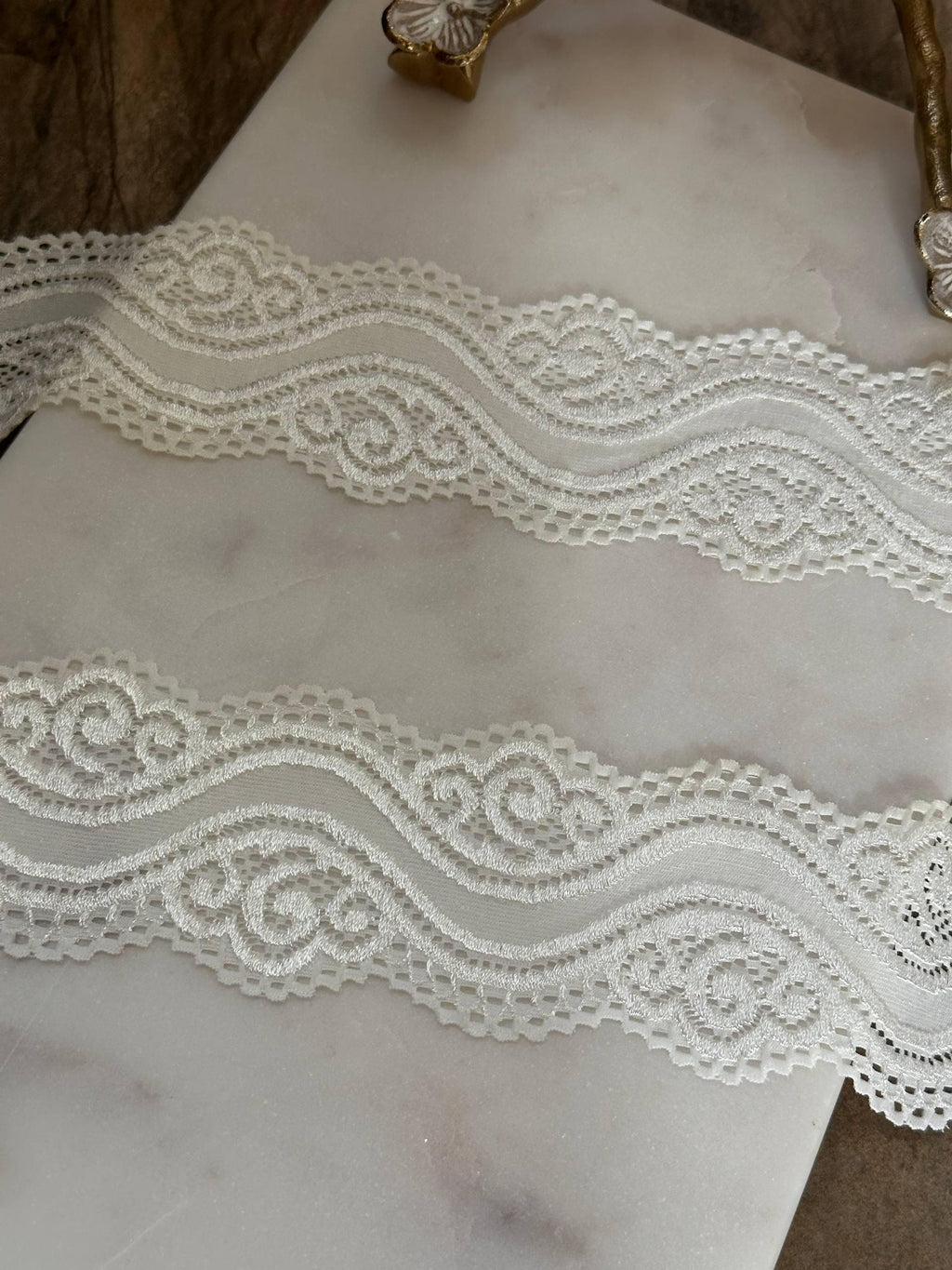 Soft Ivory White Wavy Vine Swirl Stretch Lace Trim by the Yard, Scalloped Elastic Ribbon for Coquette Crafts, 2.25", Retail Wholesale Bulk