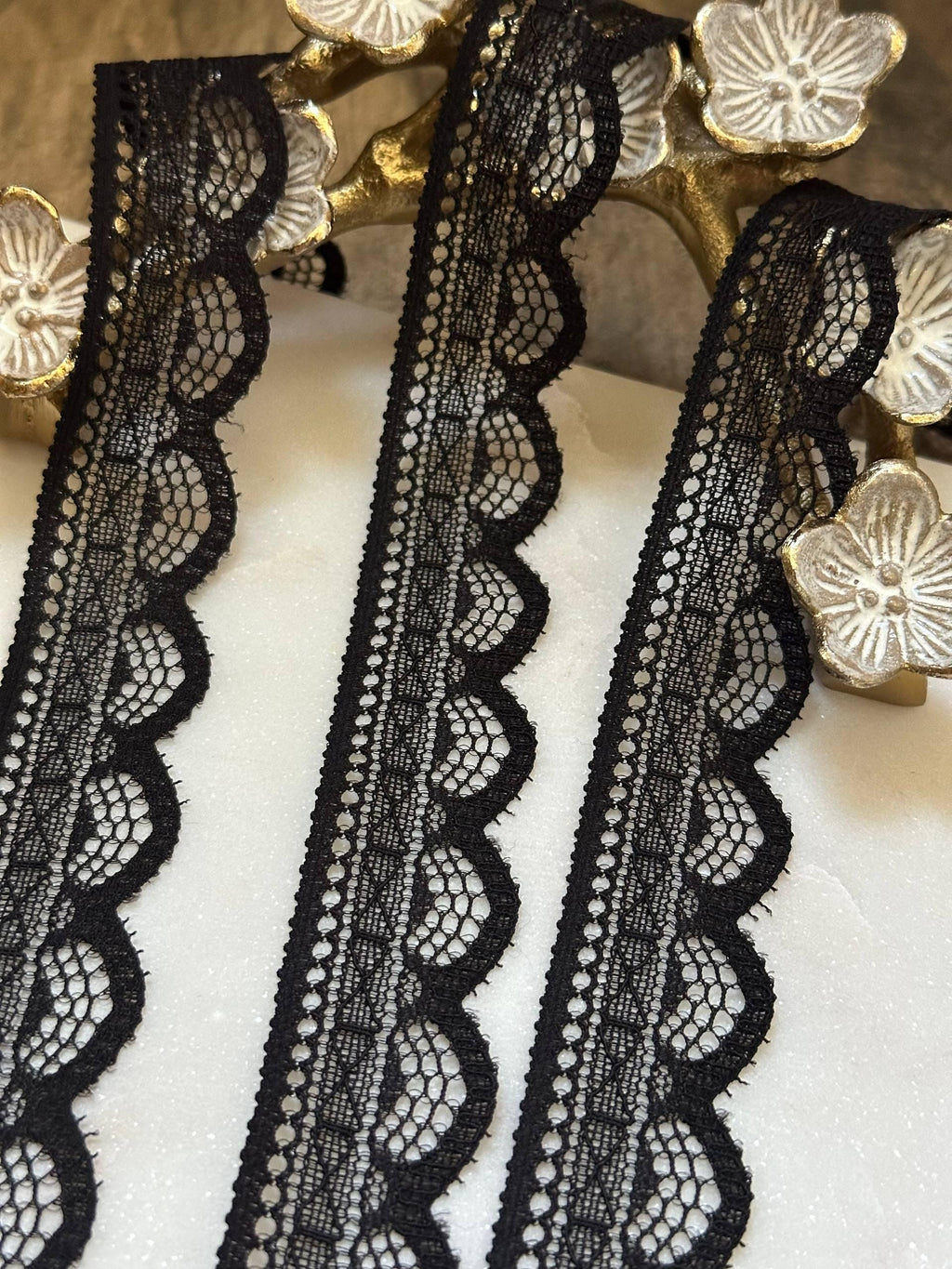Classic Black Bow Scalloped Beaded Eyelash Non-Stretch Lace Trim by the Yard, Narrow Ribbon Beading Insert, 1", Retail Wholesale Bulk