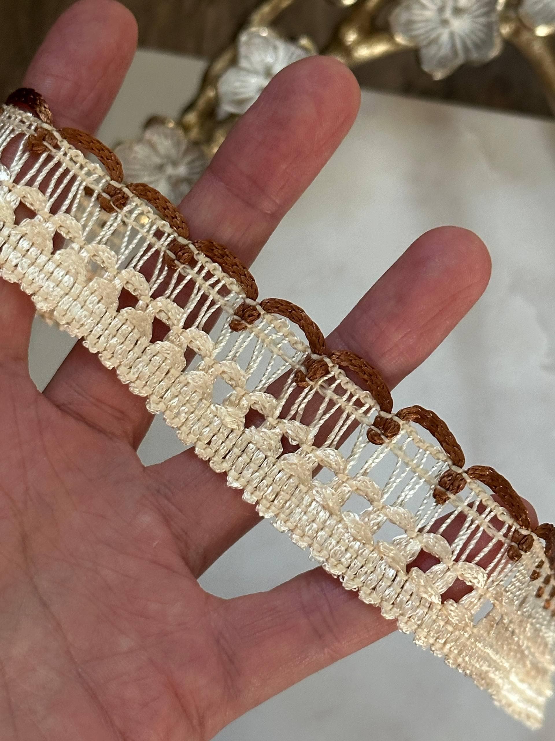 Two Tone Cream Brown Braided Scalloped Gimp Trim by the Yard, Vintage Woven Ribbon for Sewing Crafts, 1", Retail Wholesale Bulk